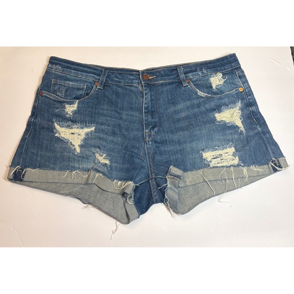 BlankNYC The‎ Fulton Roll Up Shorts Distressed Denim Medium Wash Size 32